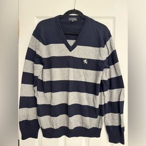 V-neck Men’s Express Sweater in Navy Blue and Gray